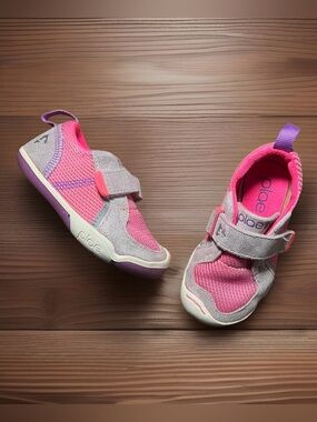 PLAE Kids Size 7.5 Pink and Purple Mesh Velcro Comfortable Shoes Sneakers